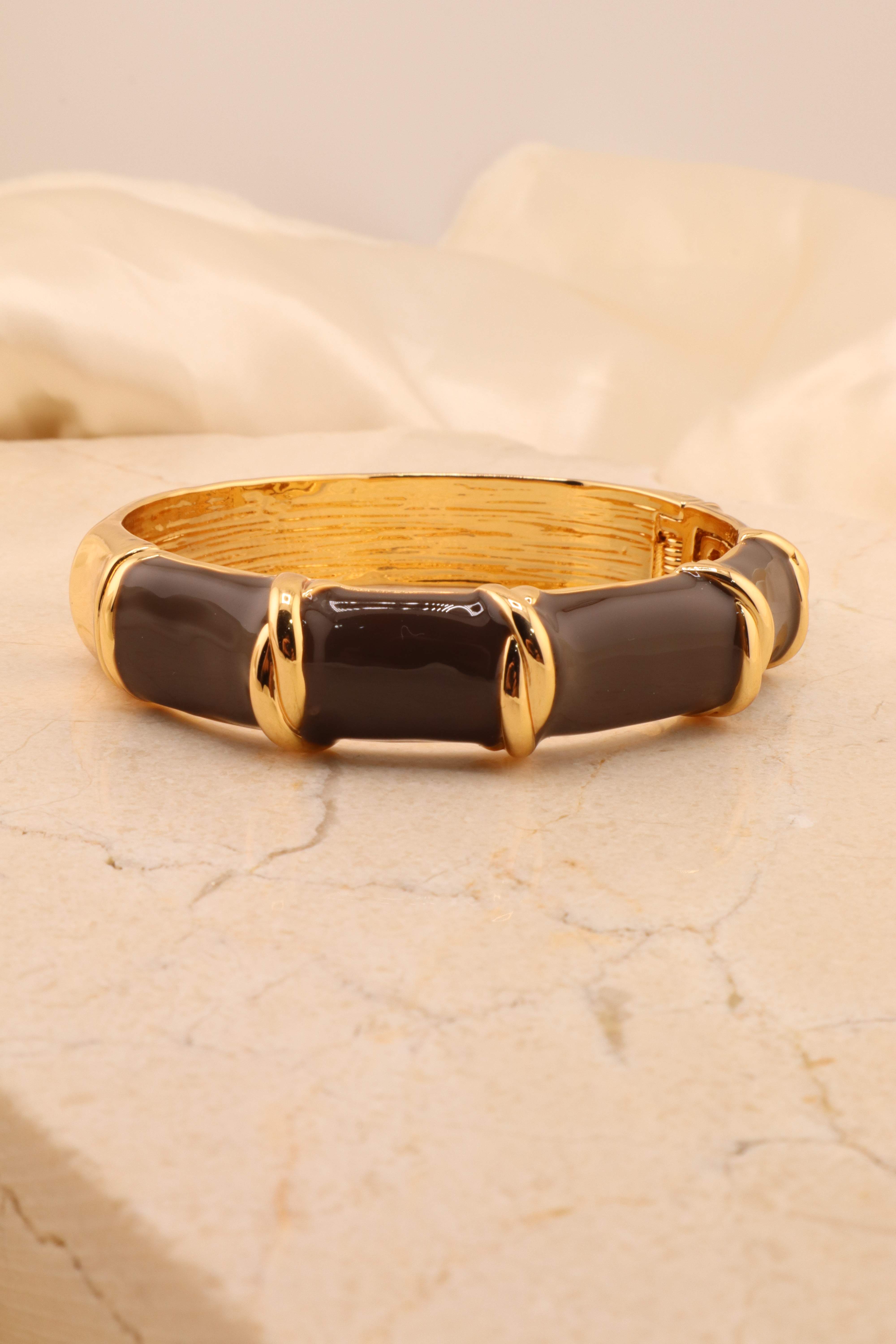BRACELETE RESINADO MARROM